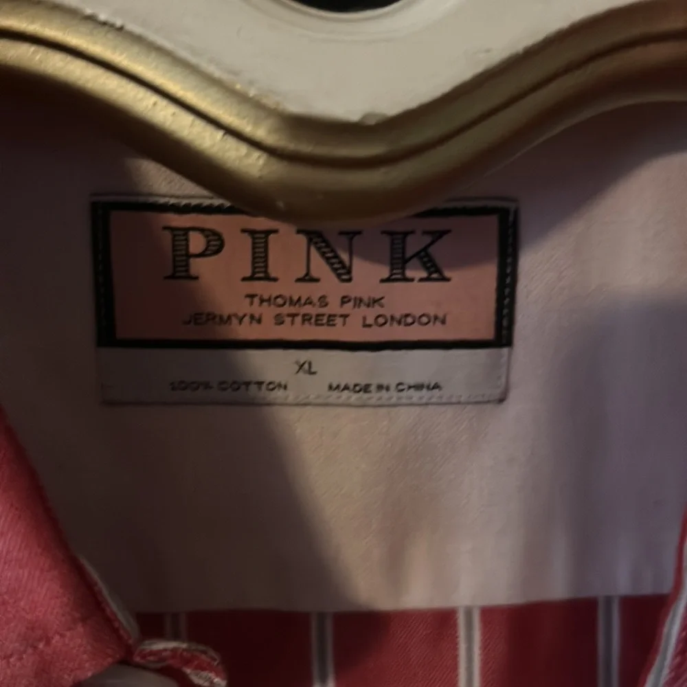 Thomas Pink Shirt nwot - Picture 2 of 3